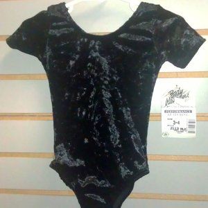 Body Wrappers 2113 Girls Small (Fits XS, 3-4) Black Velvet Short Sleeve Leotard